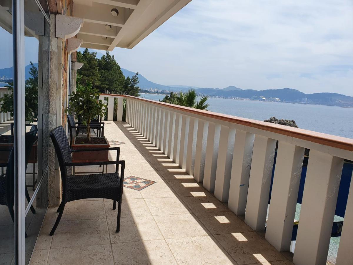 Sunset View Apartments Бар Екстериор снимка
